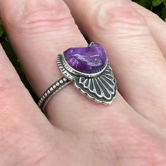 Aquarius Moon… Sterling silver amethyst ring - Picture 2 of 2